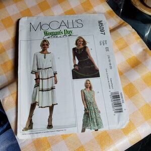 New 2006 mccalls M5097 tiered dress pattern EE size 14-20